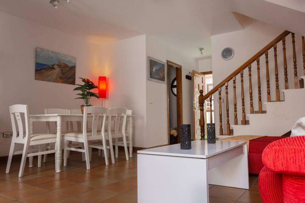Duplex In Quiet Zone, Next To Sea, Fast Wifi Apartment เอลเมดาโน ภายนอก รูปภาพ